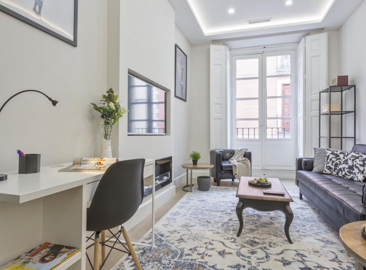 Charming City Center Apartment For 4 Perfect Location, Espoz Y Mina III Madrid Exterior foto