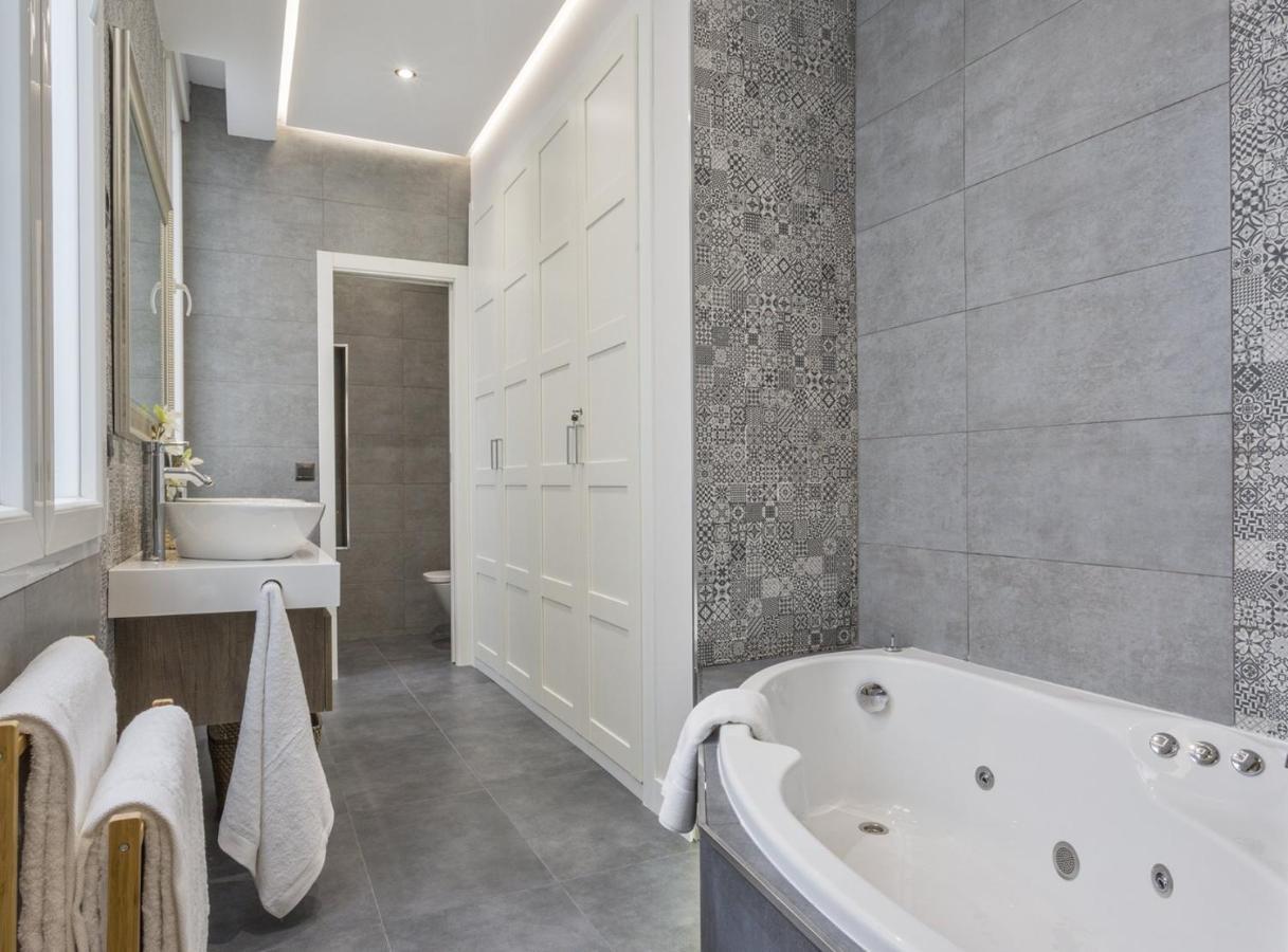 Charming City Center Apartment For 4 Perfect Location, Espoz Y Mina III Madrid Exterior foto